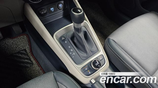 Hyundai Venue 2020 — photo 12