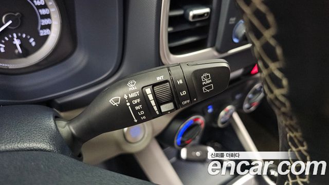Hyundai Venue 2020 — photo 27