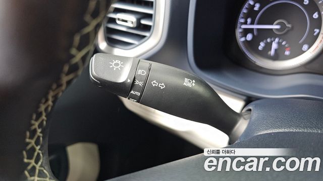 Hyundai Venue 2020 — photo 29