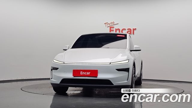 Tesla Model Y 2026 — photo 3
