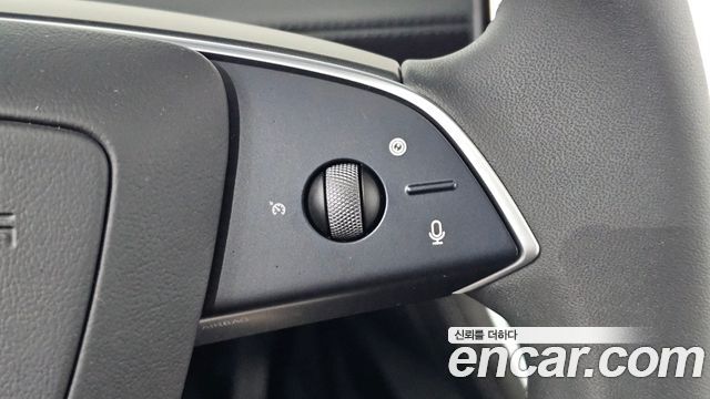 Tesla Model Y 2026 — photo 21