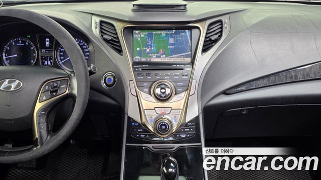 Hyundai Grandeur 2011 — photo 14
