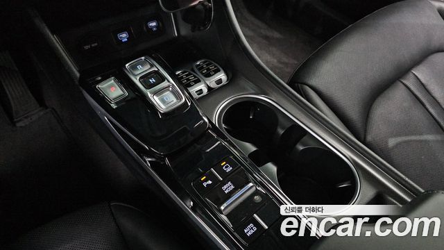 Hyundai Sonata 2023 — photo 9