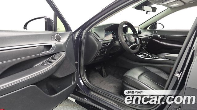 Hyundai Sonata 2023 — photo 10