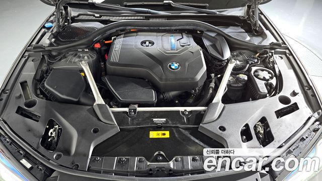 BMW 5-Series 2022 — photo 6