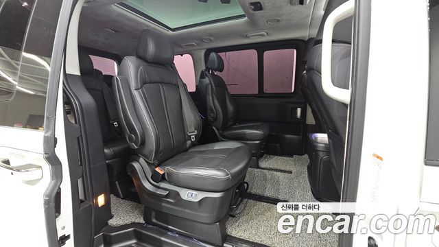 Hyundai Staria 2023 — photo 17