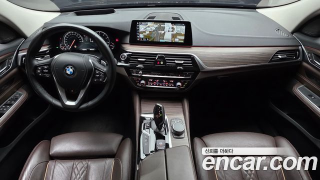 BMW Gran Turismo 2018 — photo 7