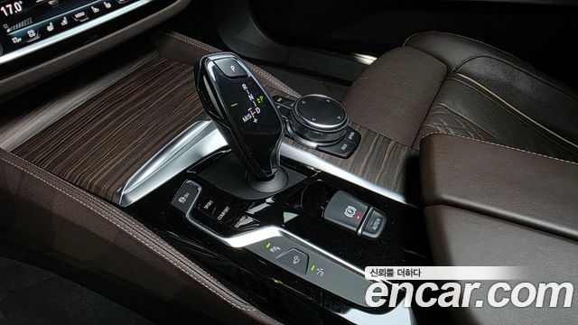 BMW Gran Turismo 2018 — photo 9