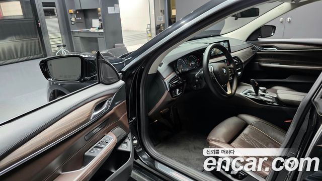 BMW Gran Turismo 2018 — photo 10