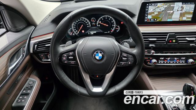 BMW Gran Turismo 2018 — photo 13