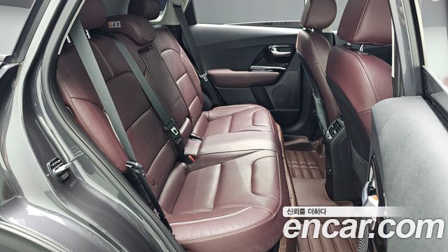 Kia Niro 2020 — photo 17
