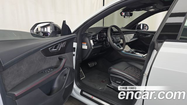 Audi RSQ8 2021 — photo 13