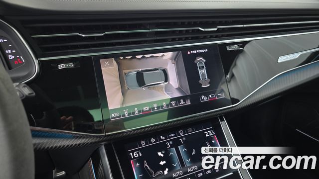 Audi RSQ8 2021 — photo 20