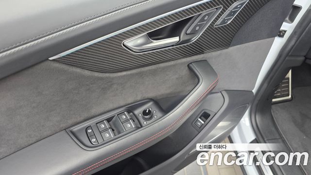 Audi RSQ8 2021 — photo 34