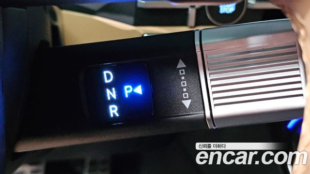 Hyundai Santafe 2024 — photo 12