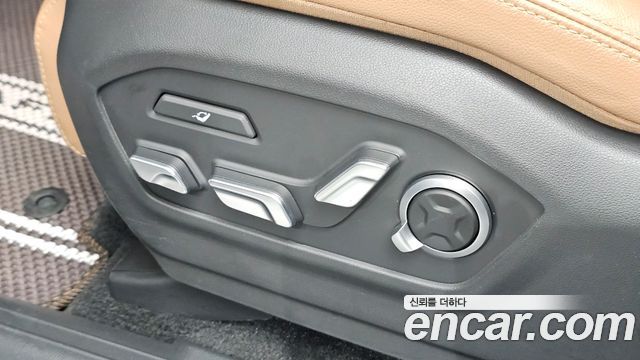 Hyundai Santafe 2024 — photo 28