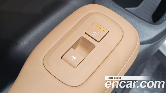 Hyundai Santafe 2024 — photo 29