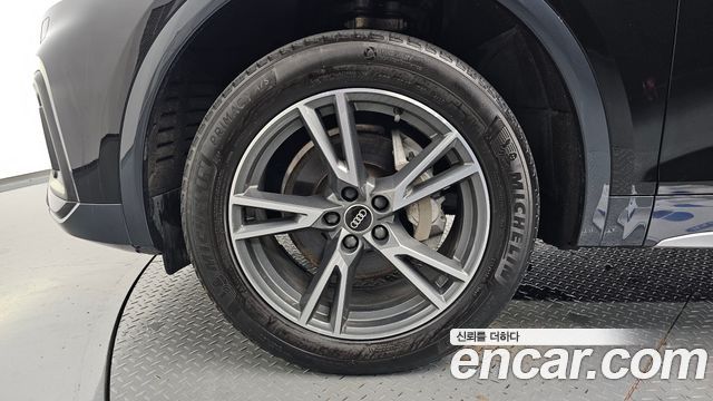 Audi Q5 2022 — photo 5