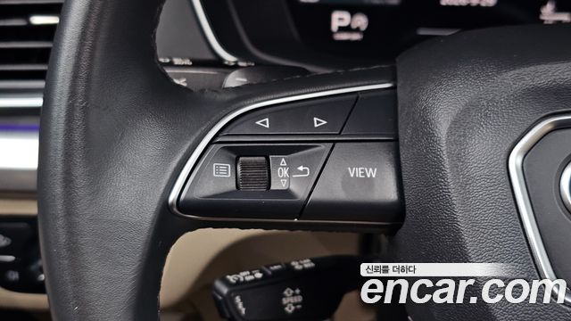 Audi Q5 2022 — photo 20