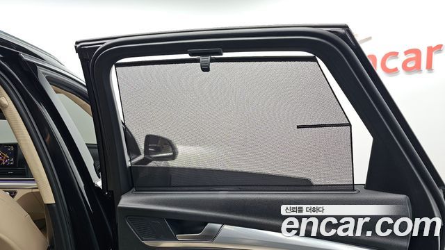 Audi Q5 2022 — photo 33