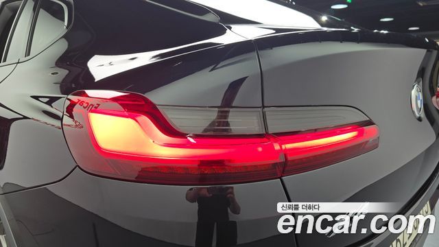 BMW X4 2021 — photo 9