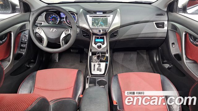Hyundai AVANTE 2012 — photo 10