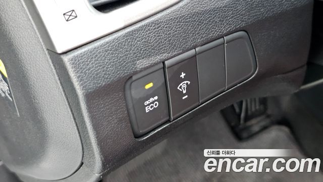 Hyundai AVANTE 2012 — photo 27