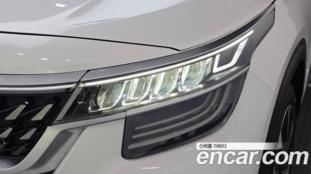 Kia Seltos 2022 — photo 8
