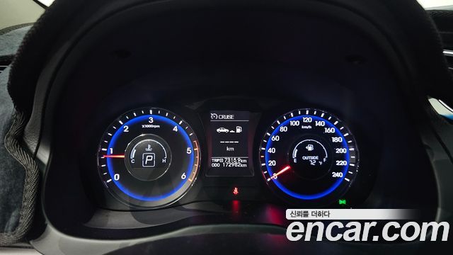 Hyundai i40 2014 — photo 8