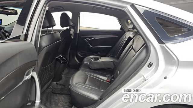Hyundai i40 2014 — photo 11