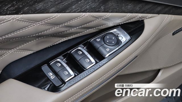 Kia K8 2022 — photo 28