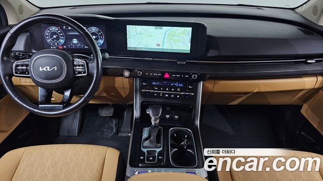 Kia Canival 2023 — photo 7