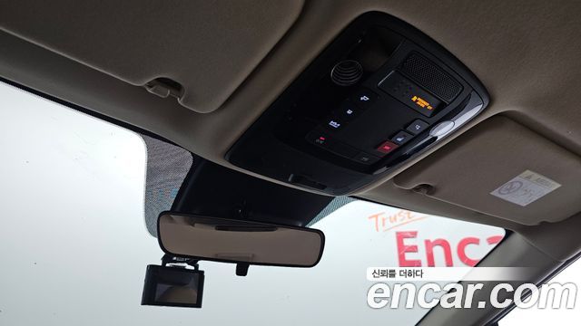 Kia Canival 2023 — photo 13