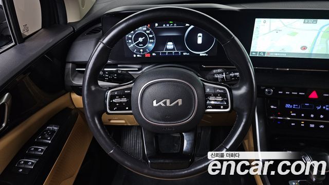 Kia Canival 2023 — photo 14