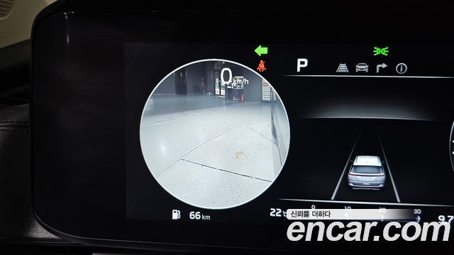 Kia Canival 2023 — photo 17