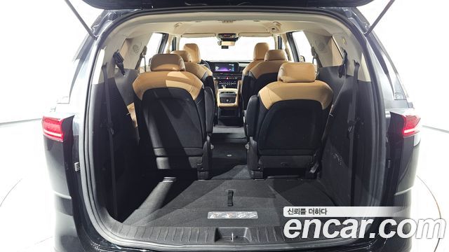 Kia Canival 2023 — photo 20
