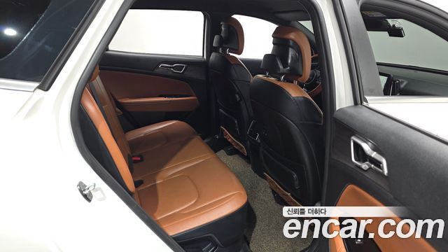 Kia Sportage 2023 — photo 12