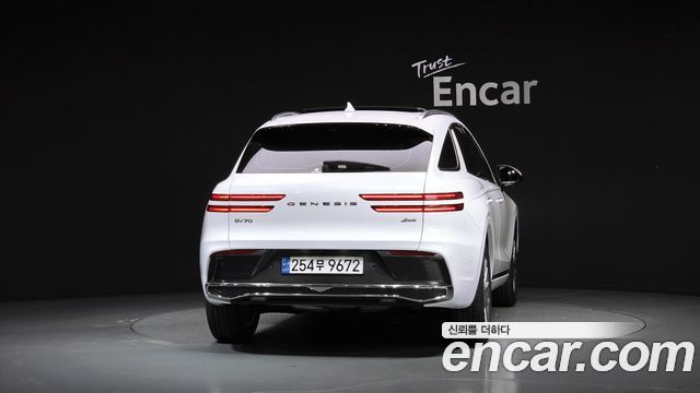 Genesis GV70 2025 — photo 4