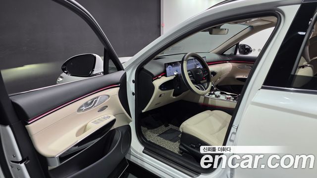 Genesis GV70 2025 — photo 13