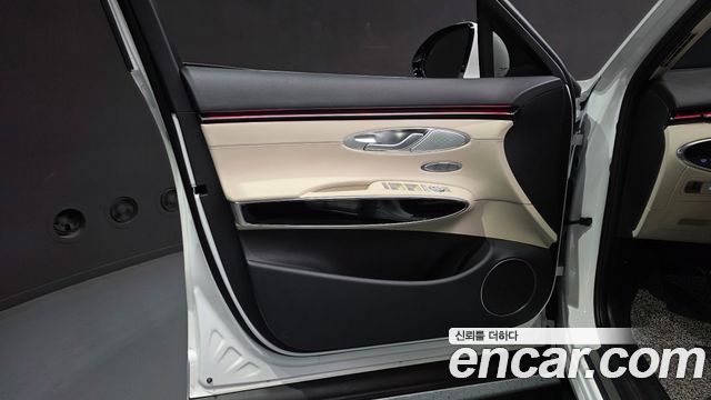 Genesis GV70 2025 — photo 14