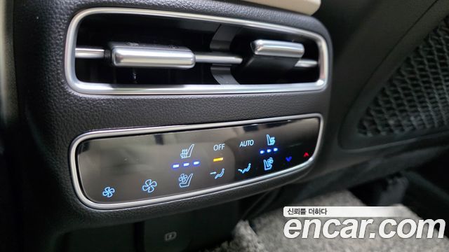 Genesis GV70 2025 — photo 29