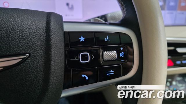 Genesis GV70 2025 — photo 31