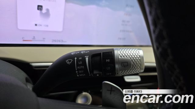 Genesis GV70 2025 — photo 33