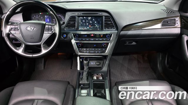 Hyundai Sonata 2017 — photo 10