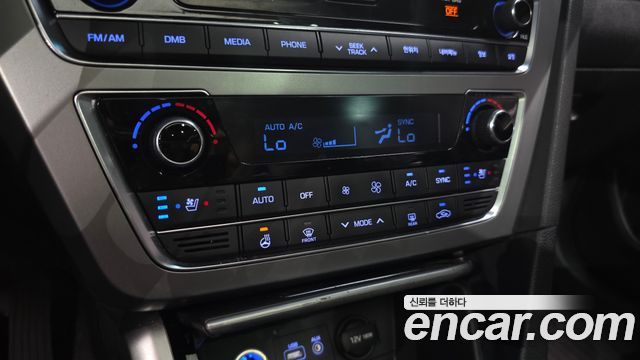 Hyundai Sonata 2017 — photo 22