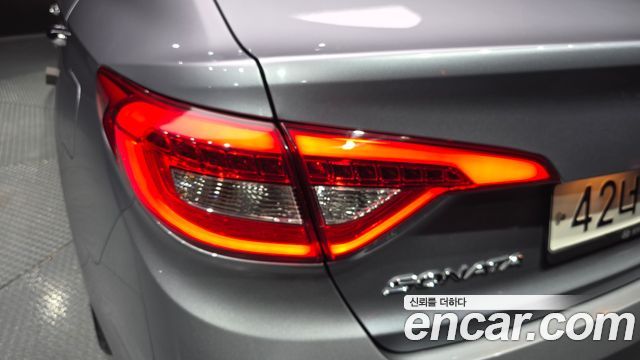 Hyundai Sonata 2017 — photo 9