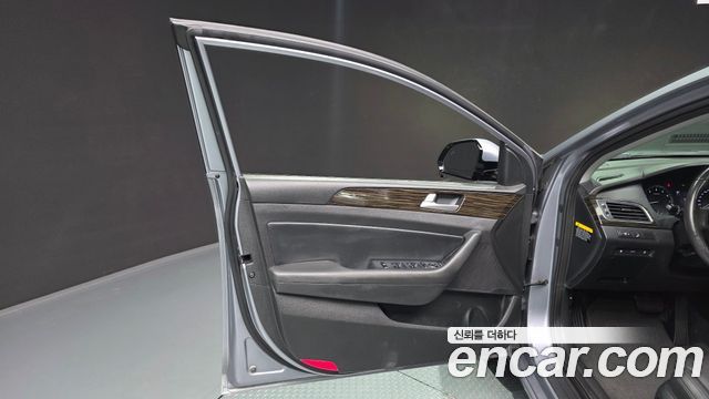 Hyundai Sonata 2017 — photo 14