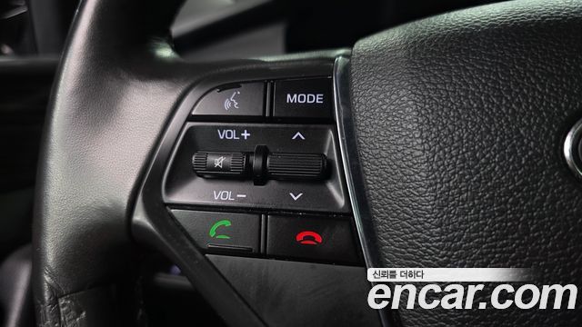 Hyundai Sonata 2017 — photo 28