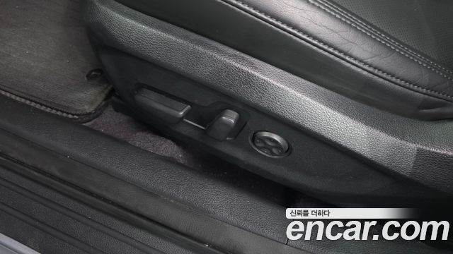 Hyundai Sonata 2017 — photo 31