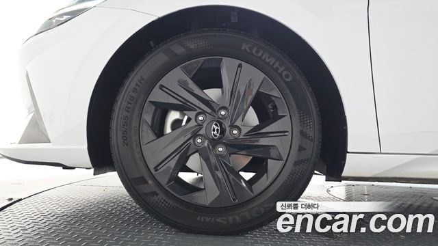Hyundai AVANTE 2021 — photo 5